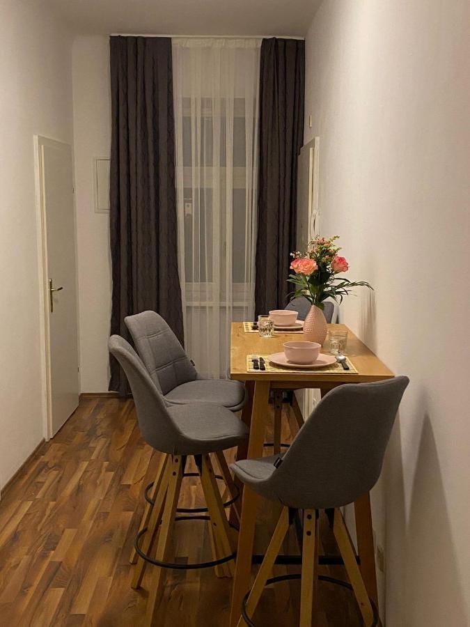 Gesamte Unterkunft In Zentrumsnaehe Viena Exterior foto